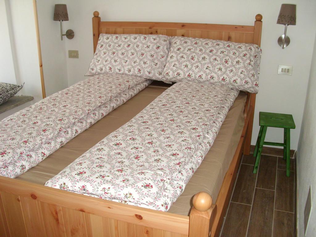 Maison Torrent Bed & Breakfast Doues Екстериор снимка