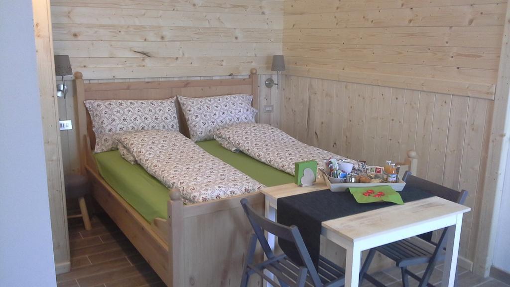 Maison Torrent Bed & Breakfast Doues Стая снимка